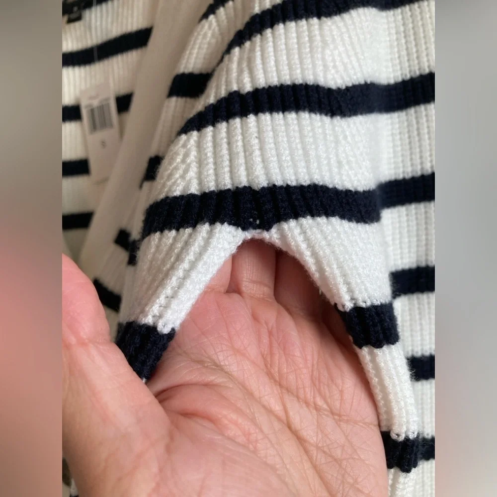 Bobeau Warm White Striped Cardigan — SEE COLOR NOTES - Picture 5 of 9